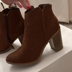 MIA booties